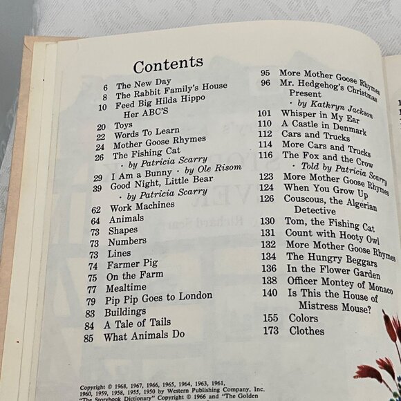 Richard Scarrys Best Story Book Ever A Golden Book 82 Round-The-Year Stories & P - Picture 4 of 6